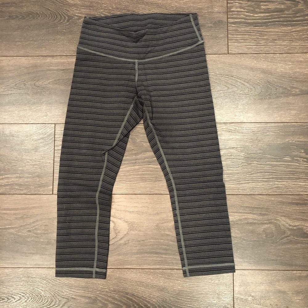 Lululemon crop